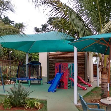 Aldeia Do Lago Caldas Novas Lindo Apt Com Cozinha Mobilia Nova Pode Levar Bebidas Na Area Das Piscinas Zewnętrze zdjęcie