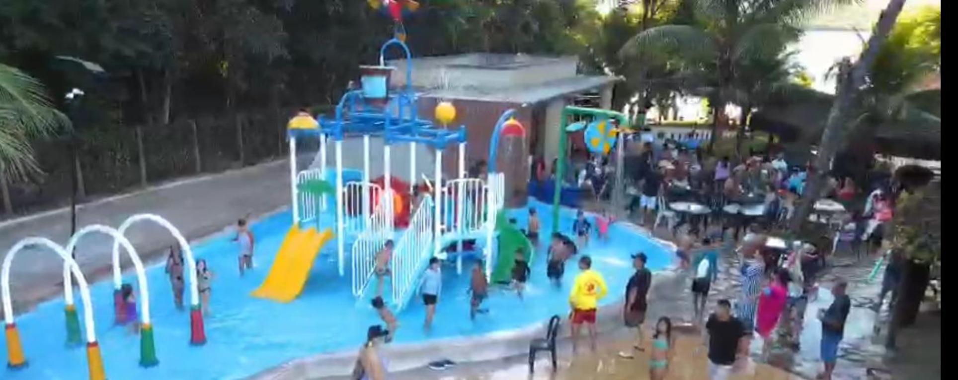 Aldeia Do Lago Caldas Novas Lindo Apt Com Cozinha Mobilia Nova Pode Levar Bebidas Na Area Das Piscinas Zewnętrze zdjęcie